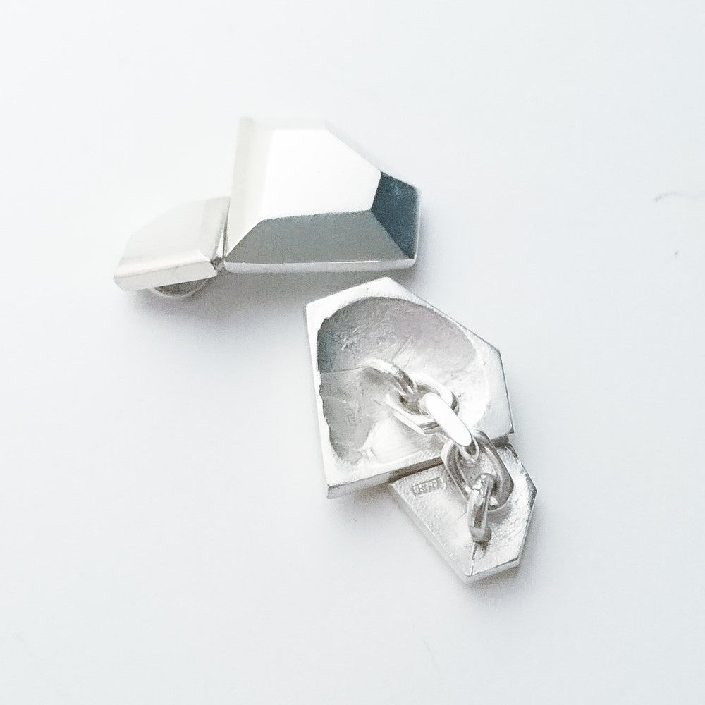Diamond shaped Cufflinks in Dark Oxidized Silver